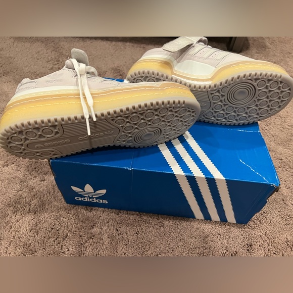 New Triple Platform Low Adidas - Picture 5 of 6